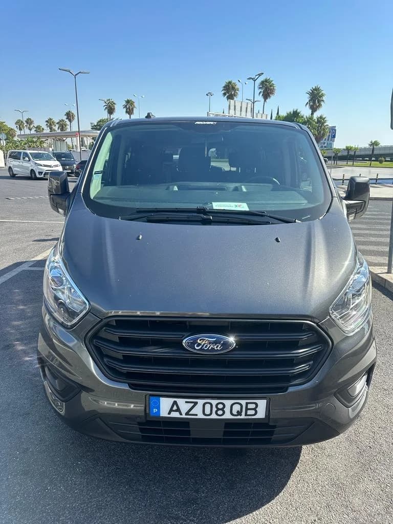 Airport to Hotel Transfer -Van for 8  2