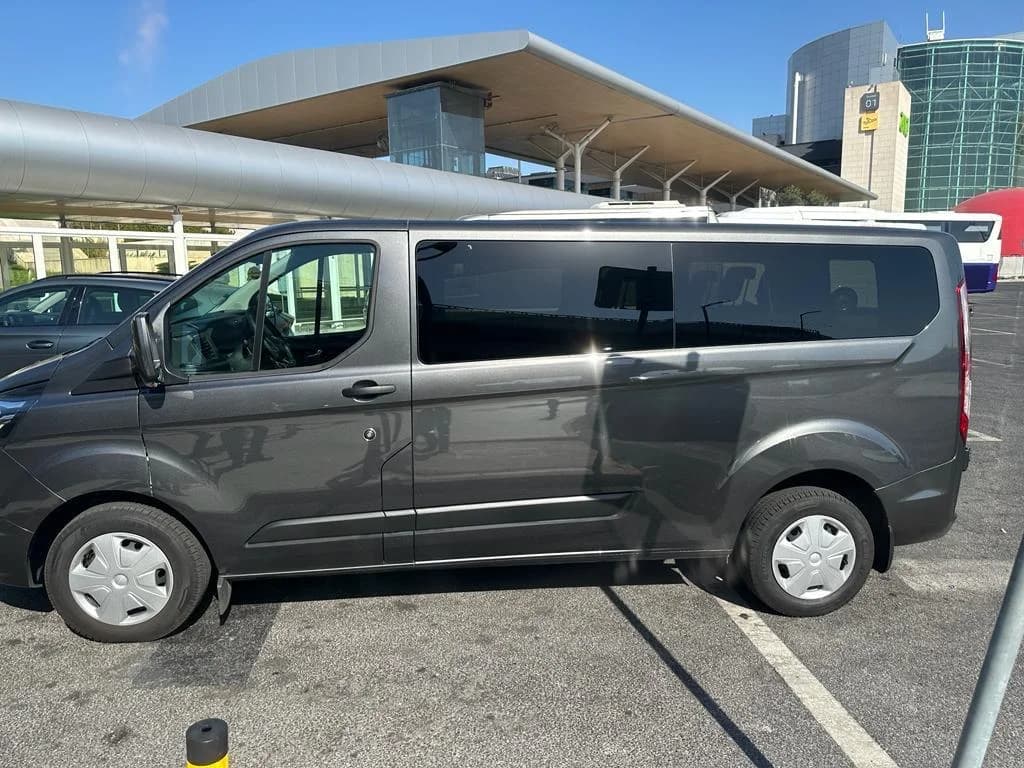 Airport to Hotel Transfer -Van for 8  3