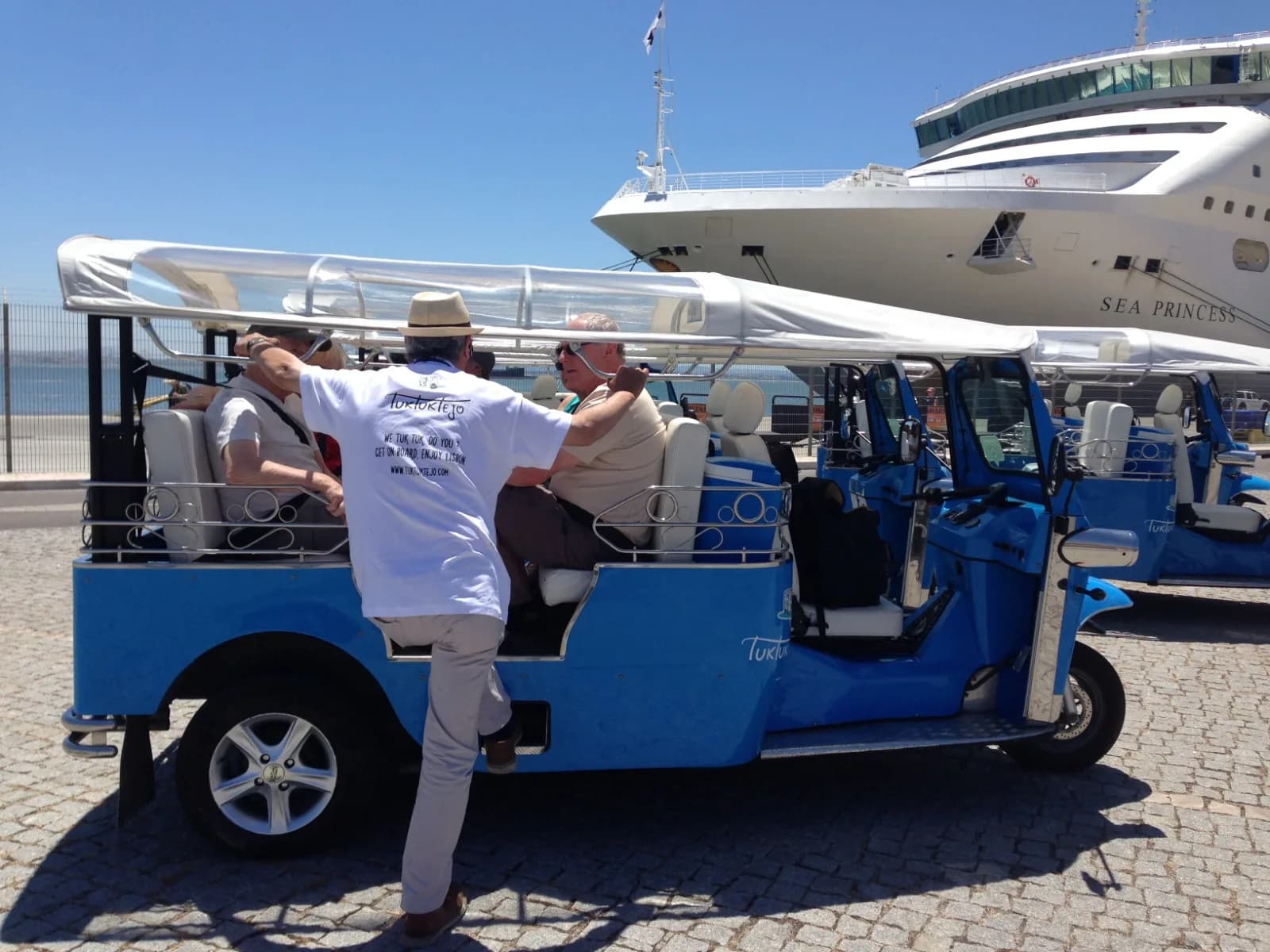 Tuk-tuk tour of Lisbon 1